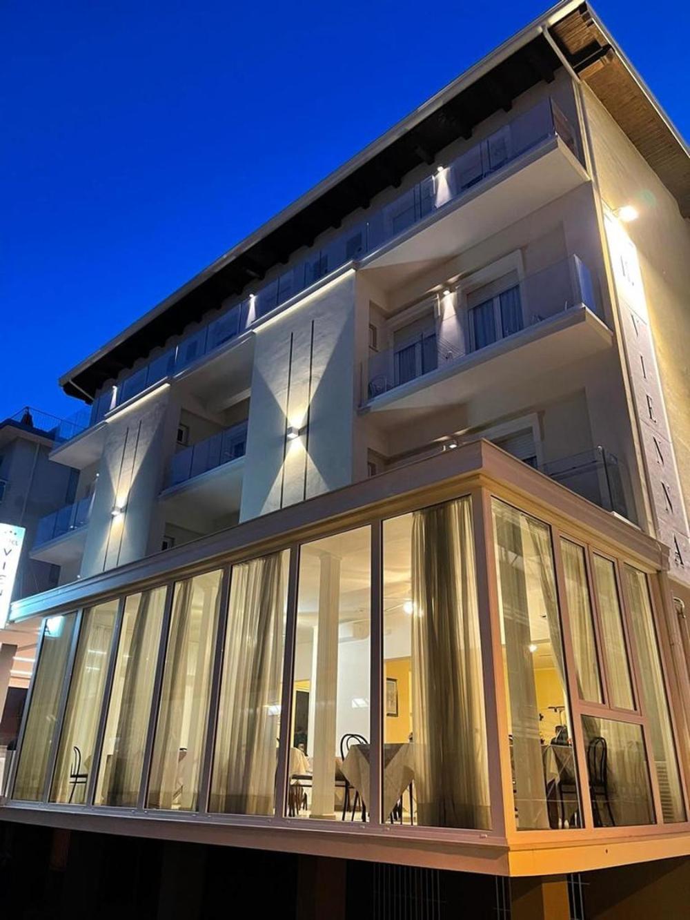 Hotel Vienna Rivazzurra Rimini Esterno foto